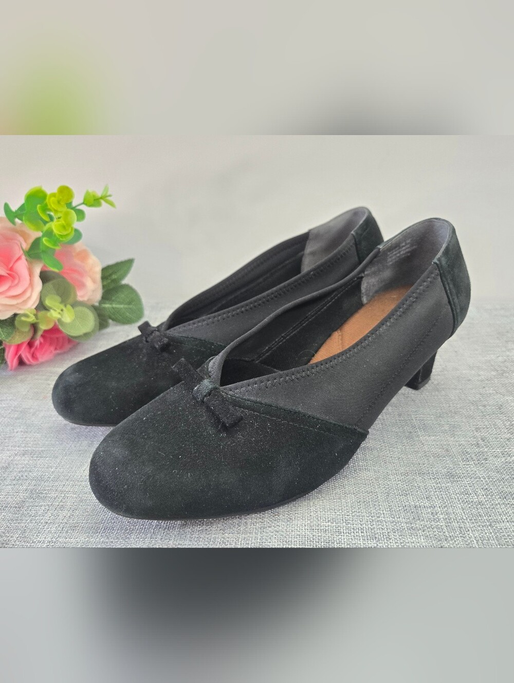 Ros Hommerson Womens Size 9 Harpar Black Suede & Neoprene Classics Pumps Heels